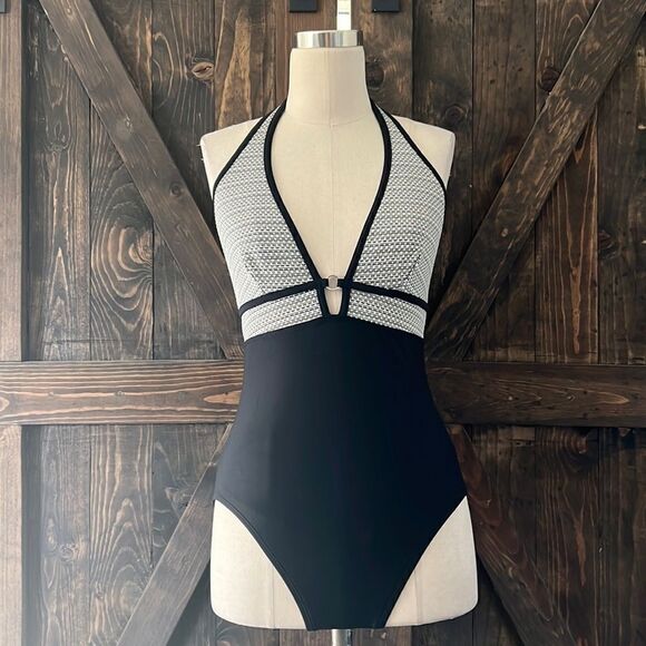 La Blanca Halter swimsuit Sz-12 - Picture 1 of 10